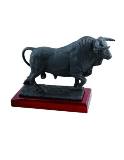 TROFEO DE TORO. 1 TAMAÑO. GRABACIÓN GRATIS