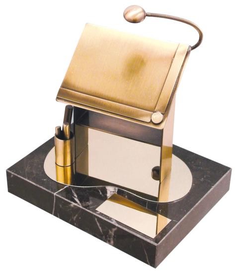 ARQUITECTOS Y DELINEANTES