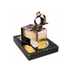 ESCULTURA TROFEO DE CARPINTERÍA PARA REGALO