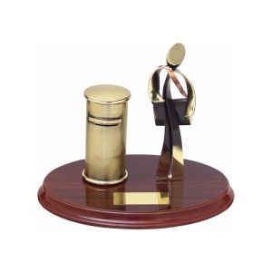 ESCULTURA DE CARTERO PARA TROFEO O REGALO