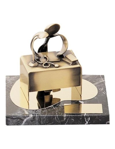 ESCULTURA DE MÉDICOS PARA TROFEO O REGALO