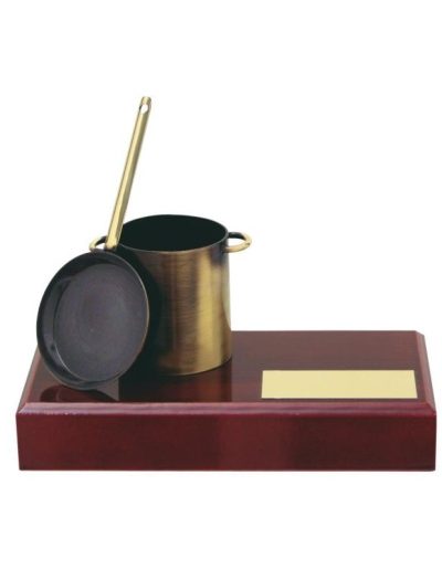 ESCULTURA OLLA PARA TROFEO O REGALO