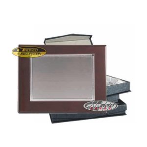 PLACA BAÑO DE PLATA GRABADA. 2 TAMAÑOS