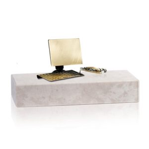 ESCULTURA TROFEO DE OFICINISTA DE LATÓN. 2 TAM.