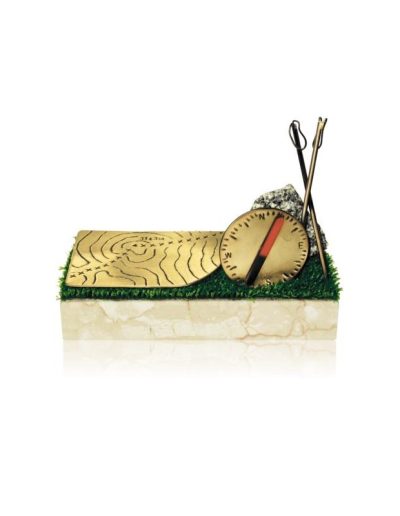 ESCULTURA TROFEO DE ORIENTACIÓN DE LATÓN. 3 T.