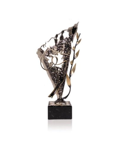 ESCULTURA TROFEO DE GOLF DE ALPACA. 3 TAM.