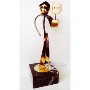 ESCULTURA DE POLICÍA PARA TROFEO O REGALO