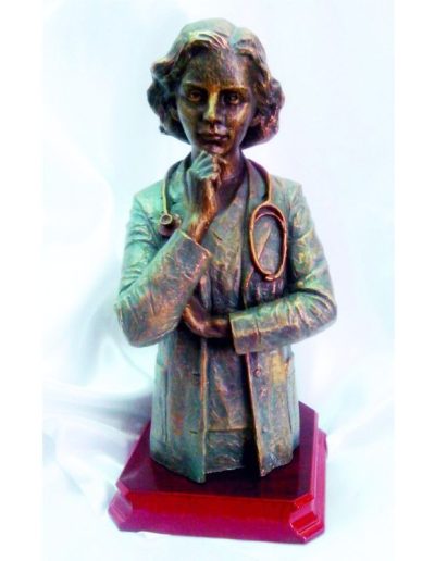 ESCULTURA DOCTORA-MÉDICO. GRABACIÓN GRATIS.